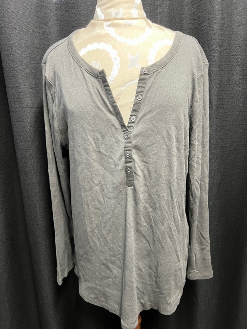Maurices Gray Ribbed Long Sleeve Top